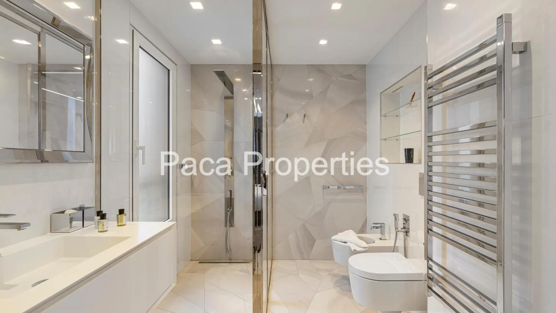 Cannes Croisette 4 Chambres Luxe - 7C Apartment